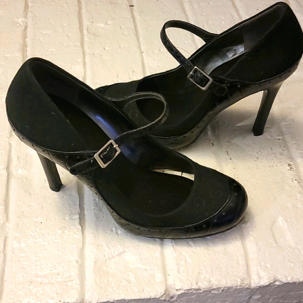 Guess Mary Janes